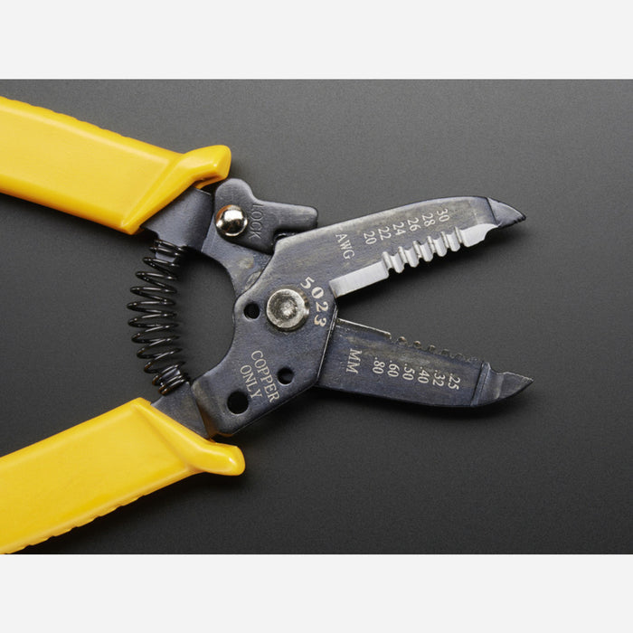 Multi-size wire stripper & cutter [5023]