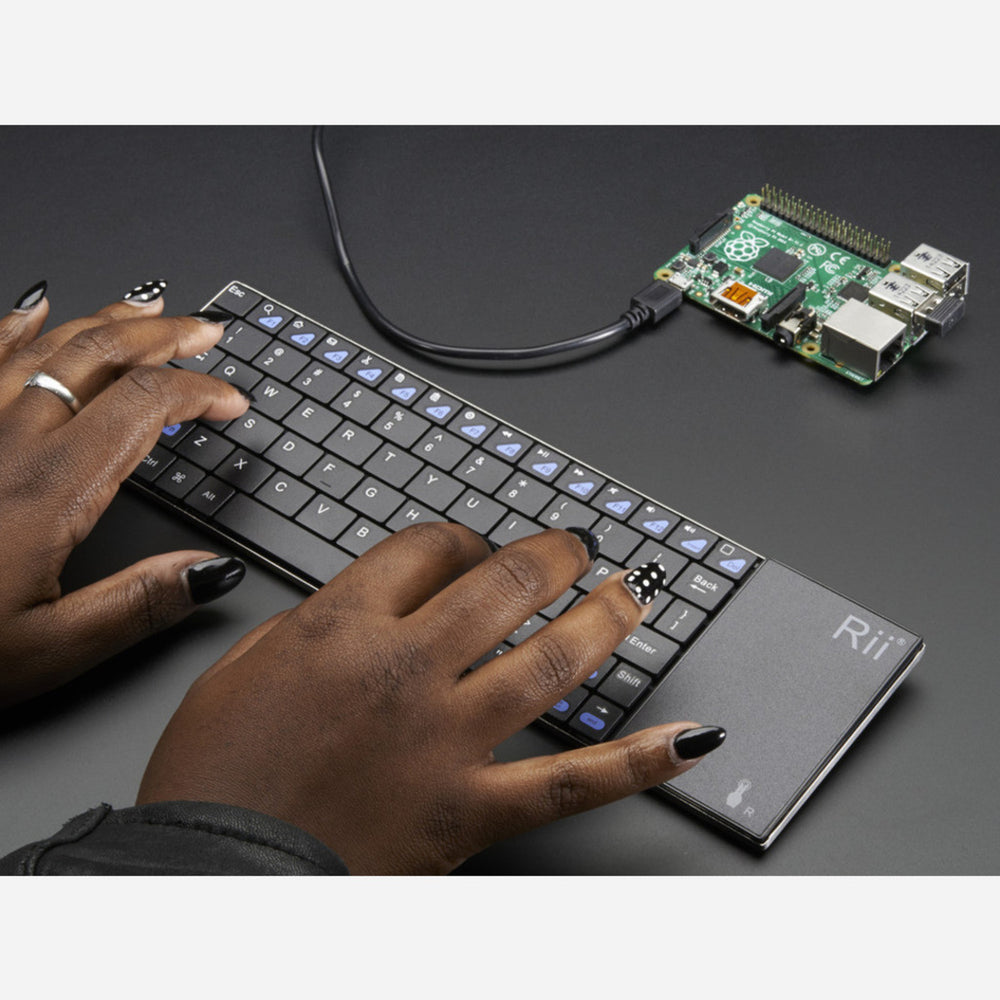 Full Size Wireless Keyboard with Trackpad