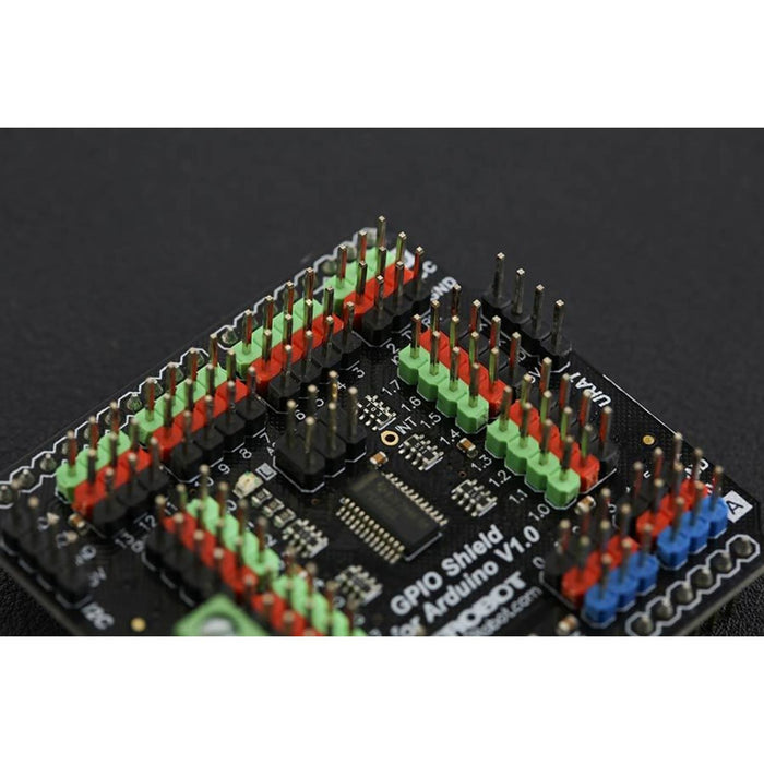 Gravity:  Arduino GPIO Shield