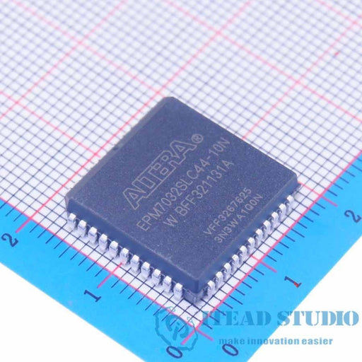 CPLD/FPGA - EPM7032SLC44-10N