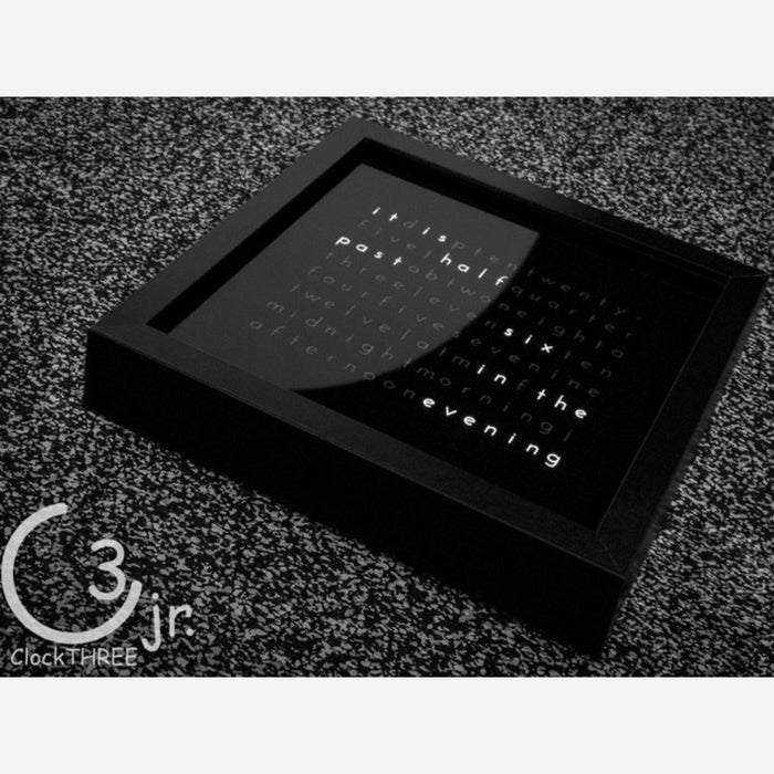 Clock THREEjr (with black faceplate)