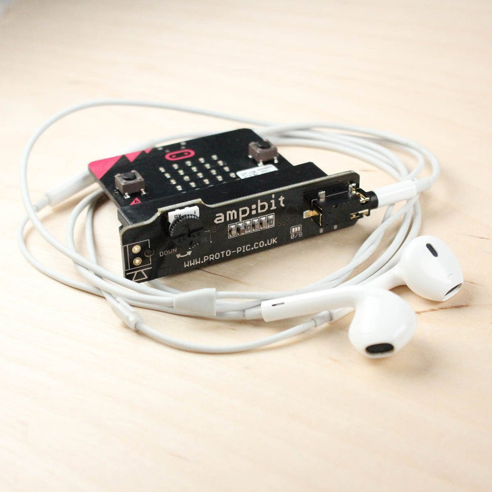 AMP:BIT class D amplifier for micro:bit with headphone jack